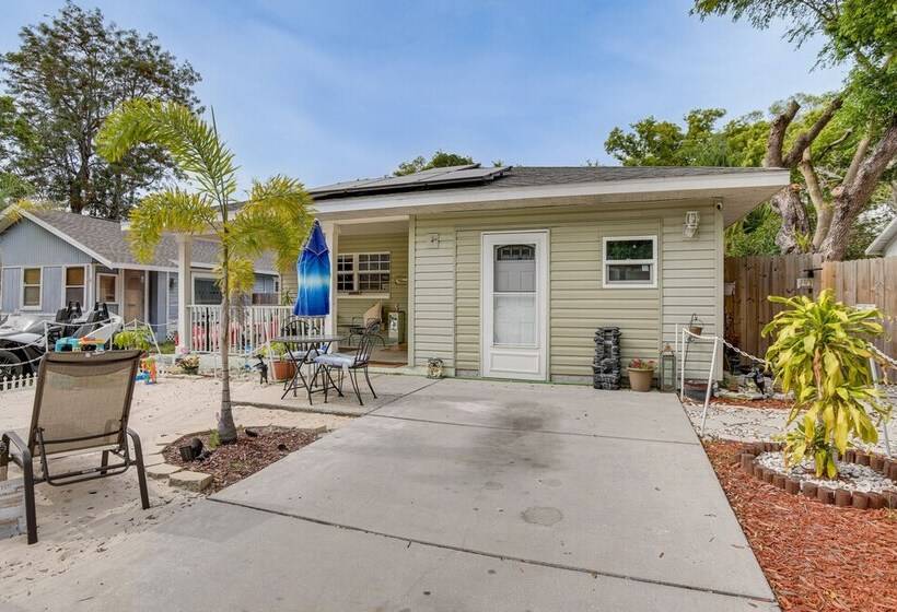 5 Mi To Beach: Family Friendly Home In Clearwater!
