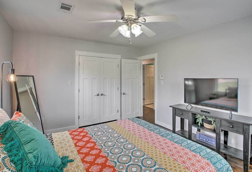 Cozy Hideaway Near Lake Ouachita & Hot Springs!