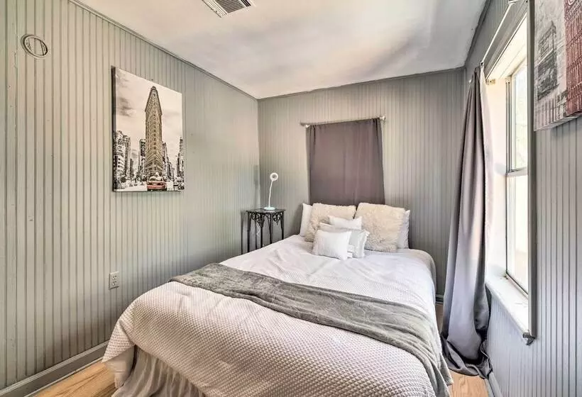 Cozy Livingston House W/ Fenced Yard + Patio!