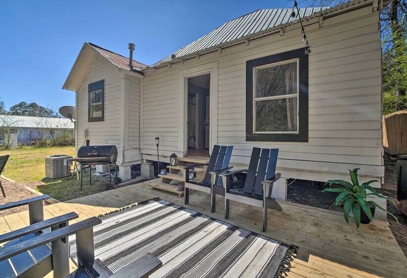 Cozy Livingston House W/ Fenced Yard + Patio!