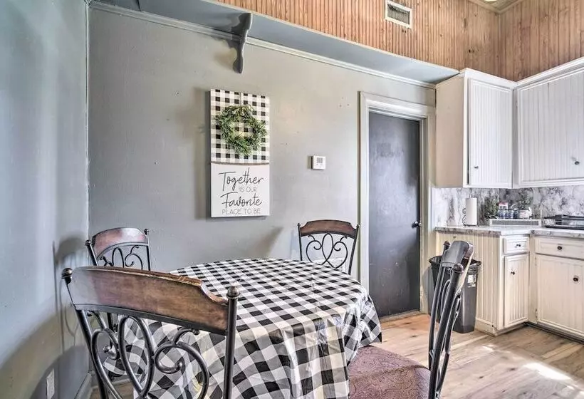 Cozy Livingston House W/ Fenced Yard + Patio!