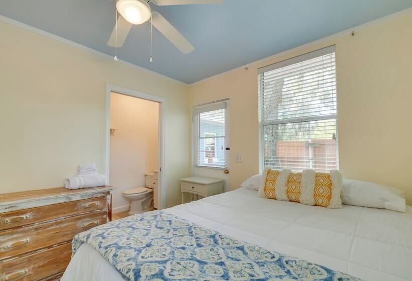 Crystal River House: Scalloping & Dock, Gulf 7 Mi!