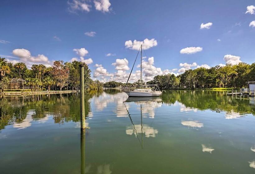 Crystal River House: Scalloping & Dock, Gulf 7 Mi!