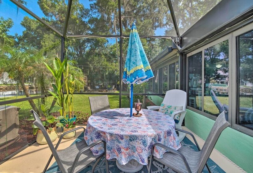 Crystal Water Escape W/ Private Outdoor Oasis