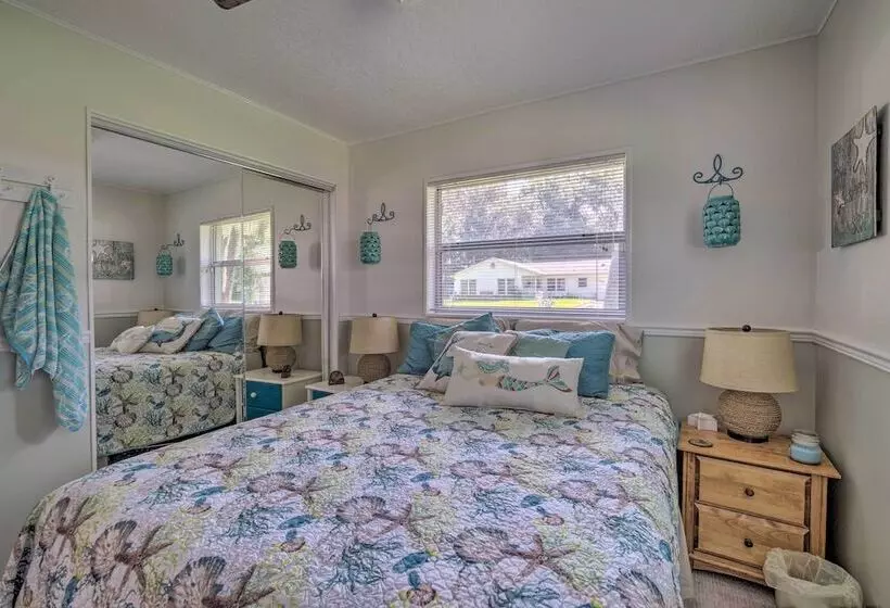 Crystal Water Escape W/ Private Outdoor Oasis