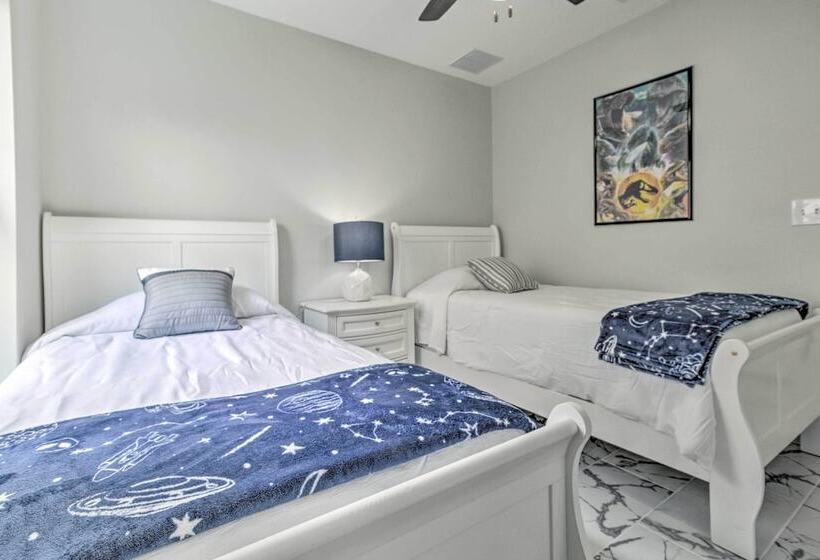 Davenport Home W/ Lanai & Pool: 10 Mi To Disney!