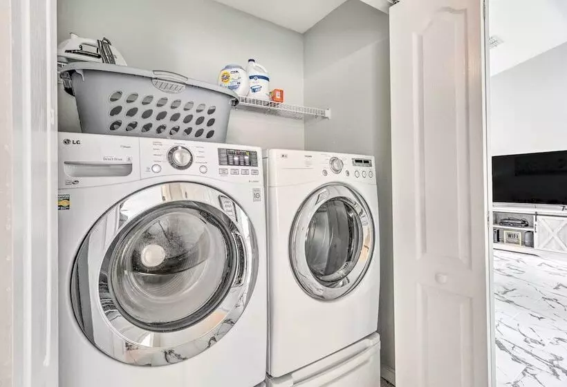 Davenport Home W/ Lanai & Pool: 10 Mi To Disney!