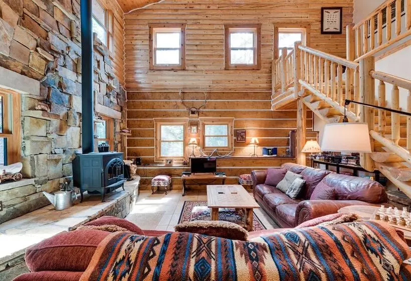 Dog Friendly Fairplay Vacation Rental With Deck!