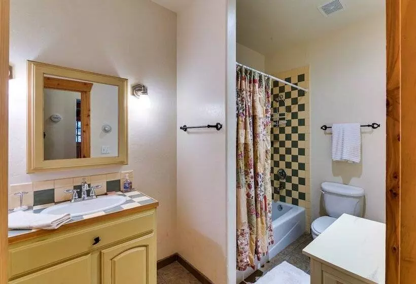 Dog Friendly Fairplay Vacation Rental With Deck!