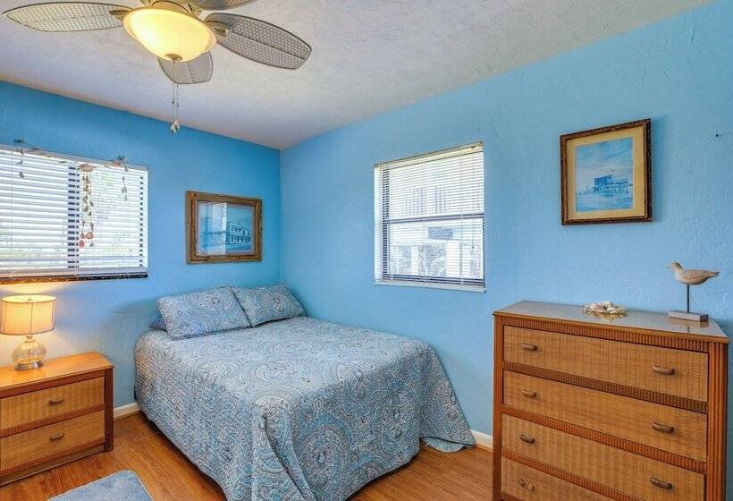 Waterfront Duplex W/ Dock & Views: Near Town!