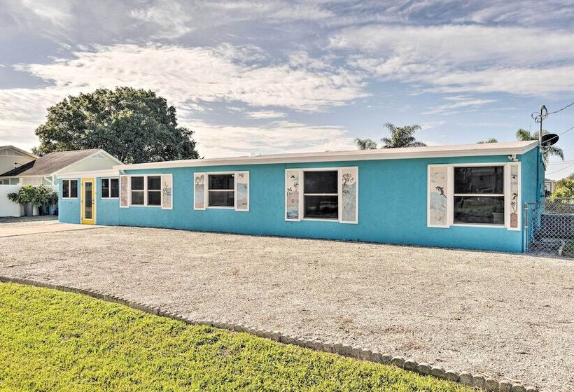 Family Friendly Englewood Rental W/ Canal Views!