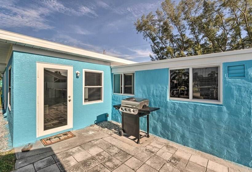 Family Friendly Englewood Rental W/ Canal Views!