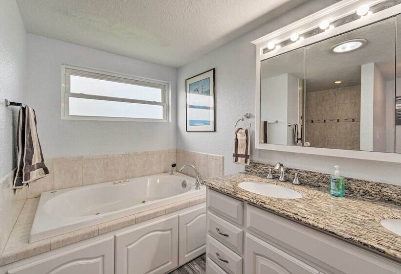 Family Friendly Englewood Rental W/ Canal Views!