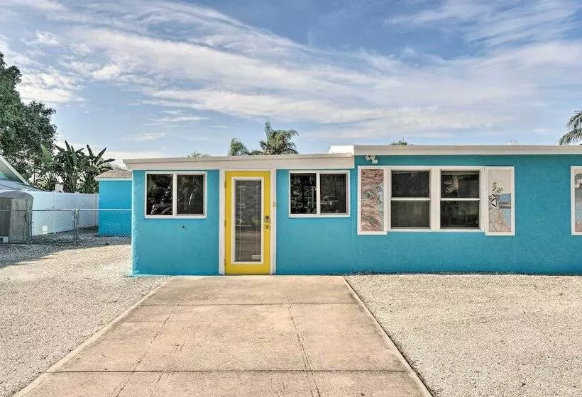 Family Friendly Englewood Rental W/ Canal Views!