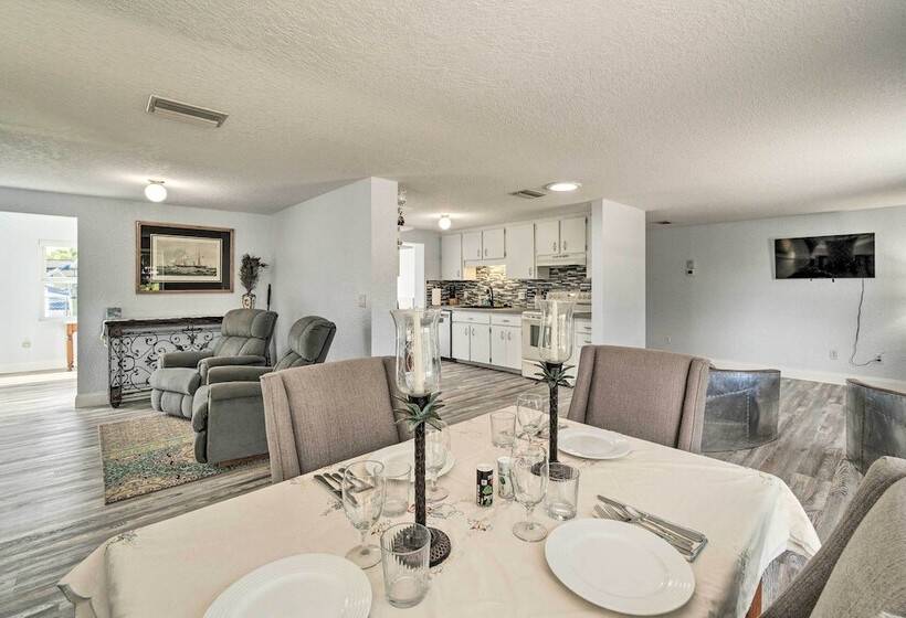 Family Friendly Englewood Rental W/ Canal Views!