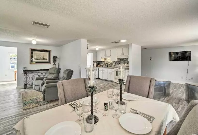 Family Friendly Englewood Rental W/ Canal Views!