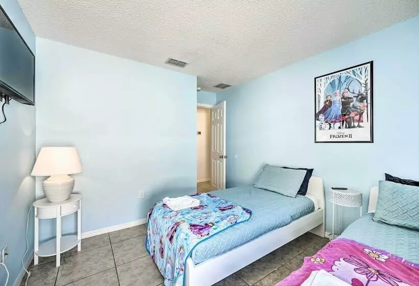 Family Golf Getaway: 17 Mi To Disney World!