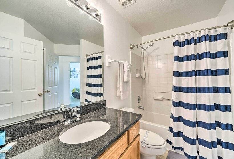 Family Golf Getaway: 17 Mi To Disney World!