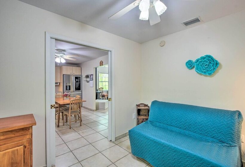 Forested Tamassee Escape W/ Screened Porch!