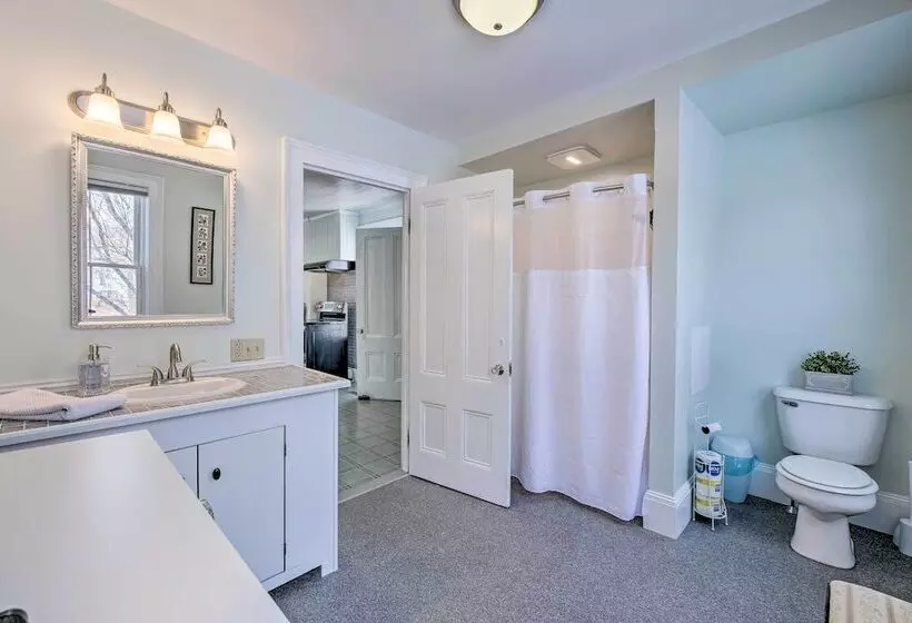 Historic Waldoboro House Near Lakes, Boating, Etc!