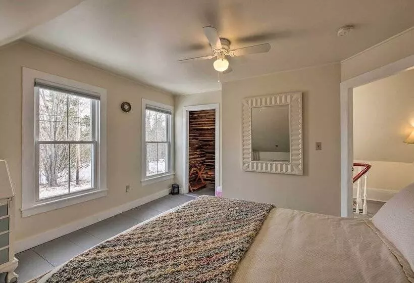 Historic Waldoboro House Near Lakes, Boating, Etc!