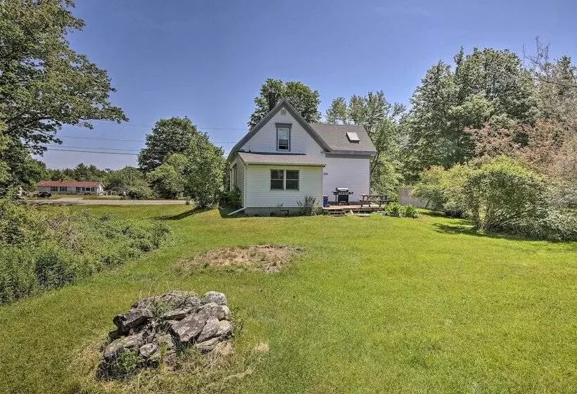 Historic Waldoboro House Near Lakes, Boating, Etc!