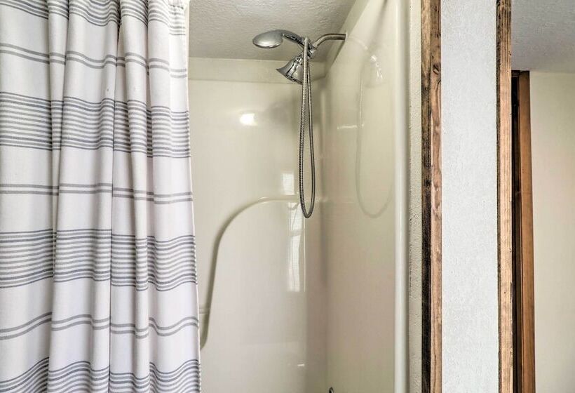 Historic West Plains Home: Walk To Msu + Dtwn