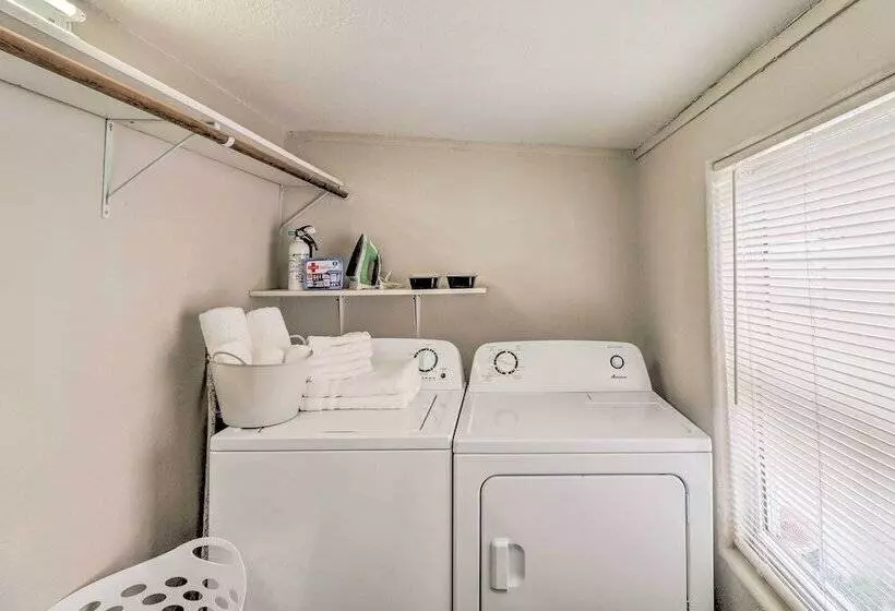 Historic West Plains Home: Walk To Msu + Dtwn