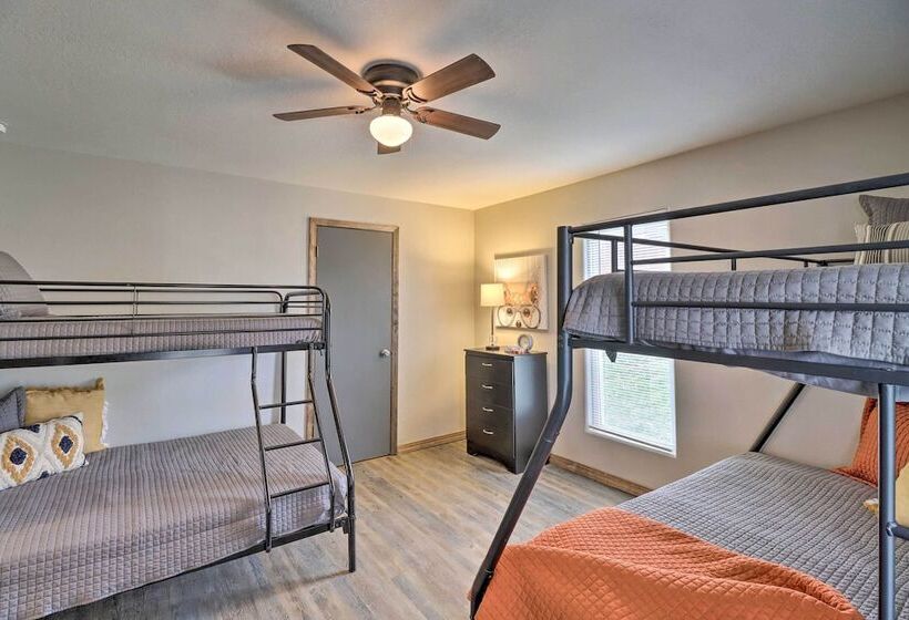 Historic West Plains Home: Walk To Msu + Dtwn