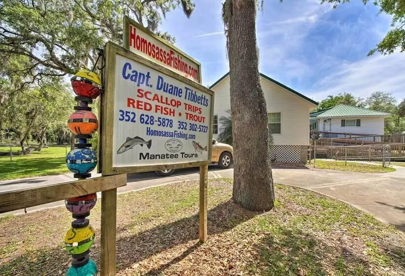 Homosassa Home W/ Pool Access   By Boat Launch