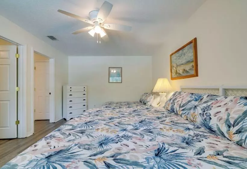 Homosassa Home W/ Pool Access   By Boat Launch