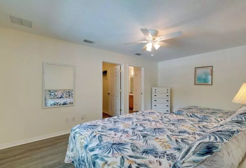 Homosassa Home W/ Pool Access   By Boat Launch