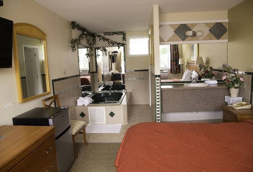 Отель Capri Inn And Suites