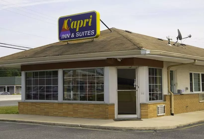 Hotelli Capri Inn And Suites