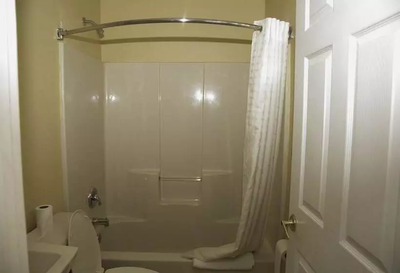 Hotelli Capri Inn And Suites