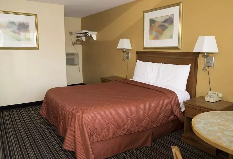 Hotelli Capri Inn And Suites