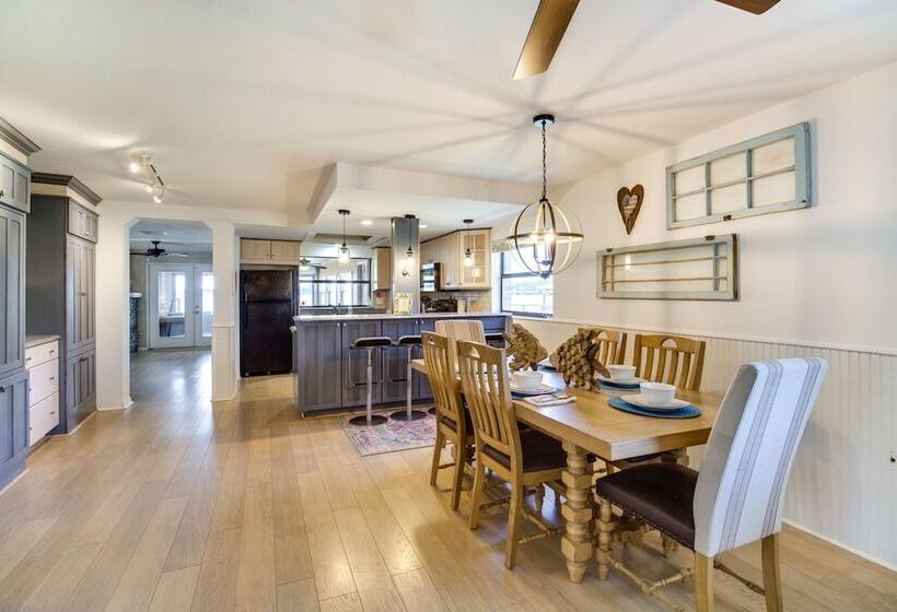 Lake Francis Lily Pad Home W/ Hot Tub & Dock!