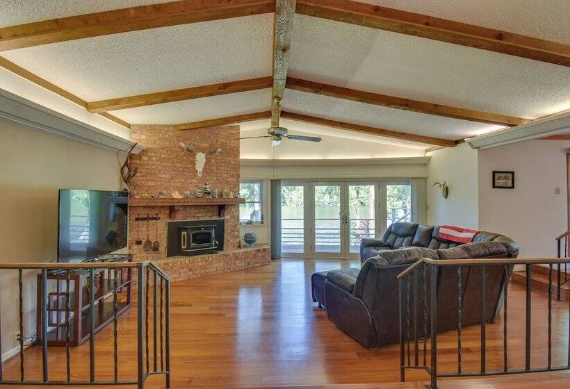 Deck, Dock & Resort Amenities: Home In Hot Springs