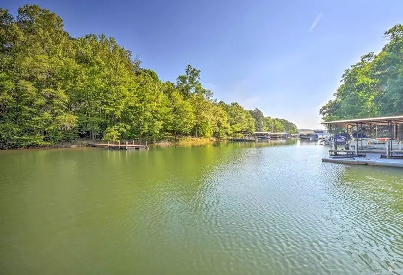 Lakefront Townville Gem W/ Boat Dock & Kayaks
