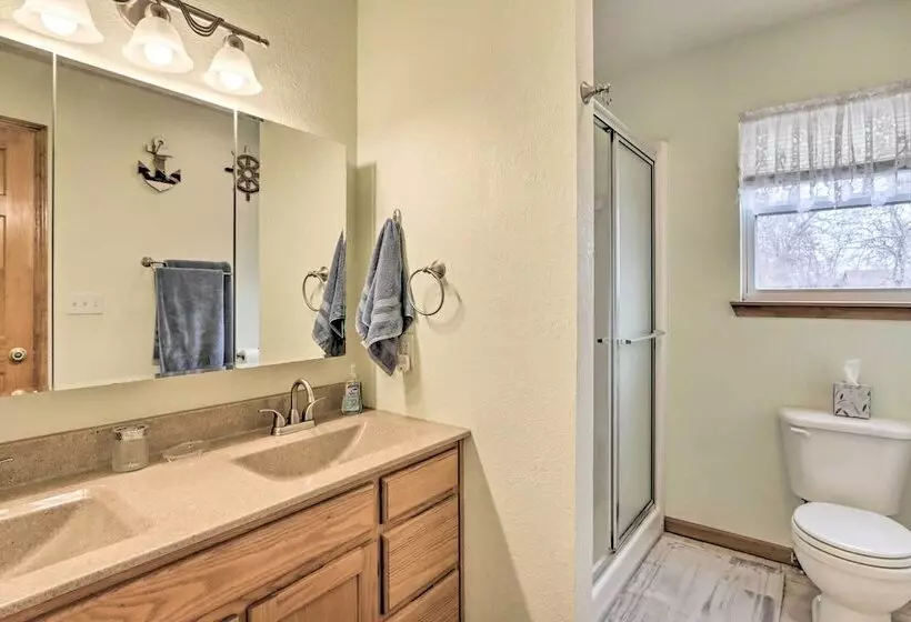 Lazy Rs Lakehouse  W/ Hot Tub & Dock In Warsaw!