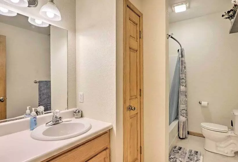 Lazy Rs Lakehouse  W/ Hot Tub & Dock In Warsaw!