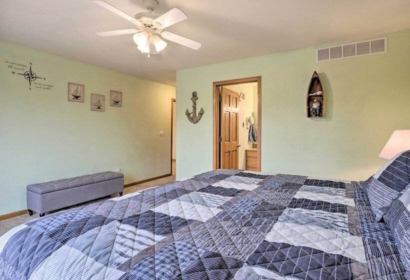 Lazy Rs Lakehouse  W/ Hot Tub & Dock In Warsaw!