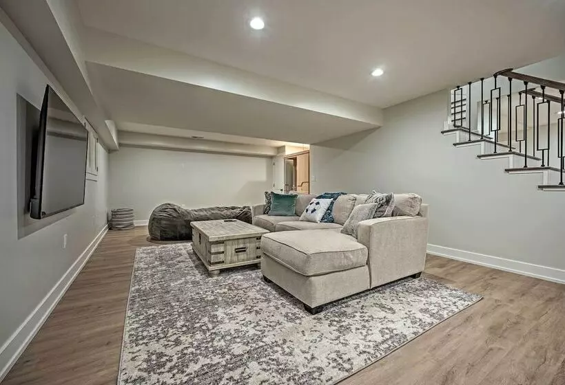 Luxury Family Home W/ Deck, Swim Spa & Grill!