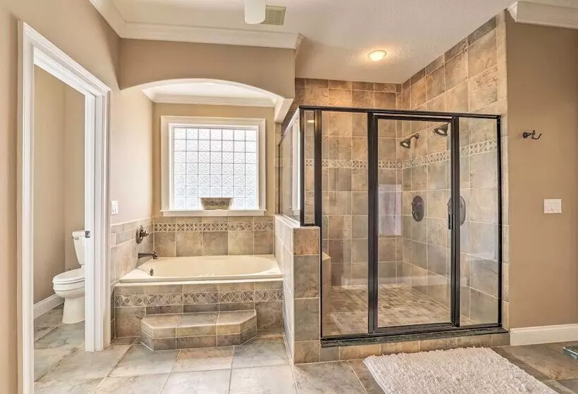 Luxury Palm Coast Home W/ Dock & Game Room!