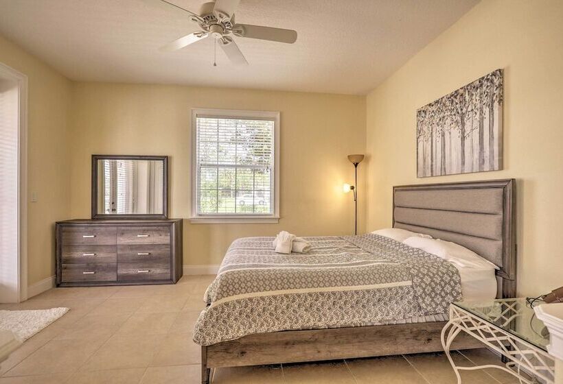 Luxury Palm Coast Home W/ Dock & Game Room!