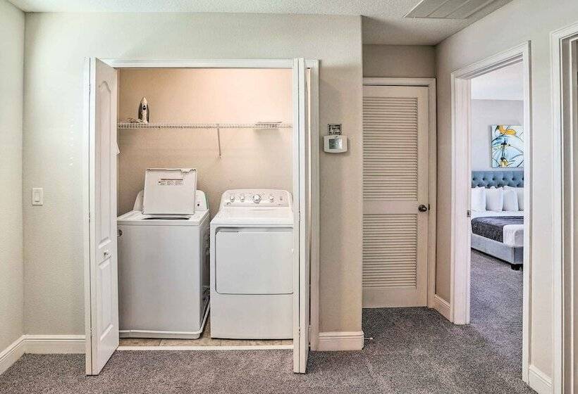 Modern Haines City Home W/ Pool & Lanai!