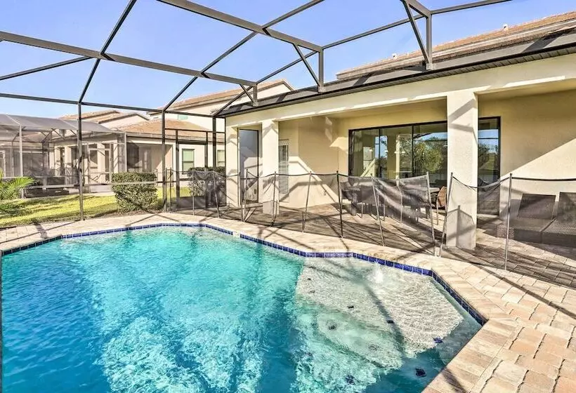 Modern Haines City Home W/ Pool & Lanai!