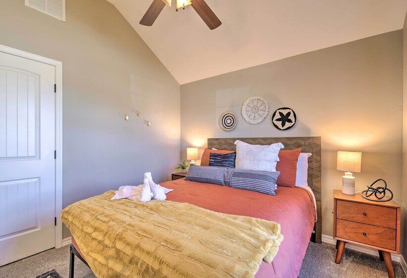 Ozark Home: Pool Access, Deck & Fenced Yard