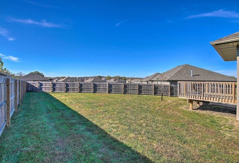 Ozark Home: Pool Access, Deck & Fenced Yard