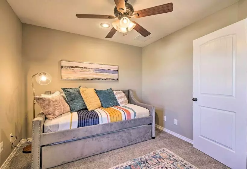 Ozark Home: Pool Access, Deck & Fenced Yard